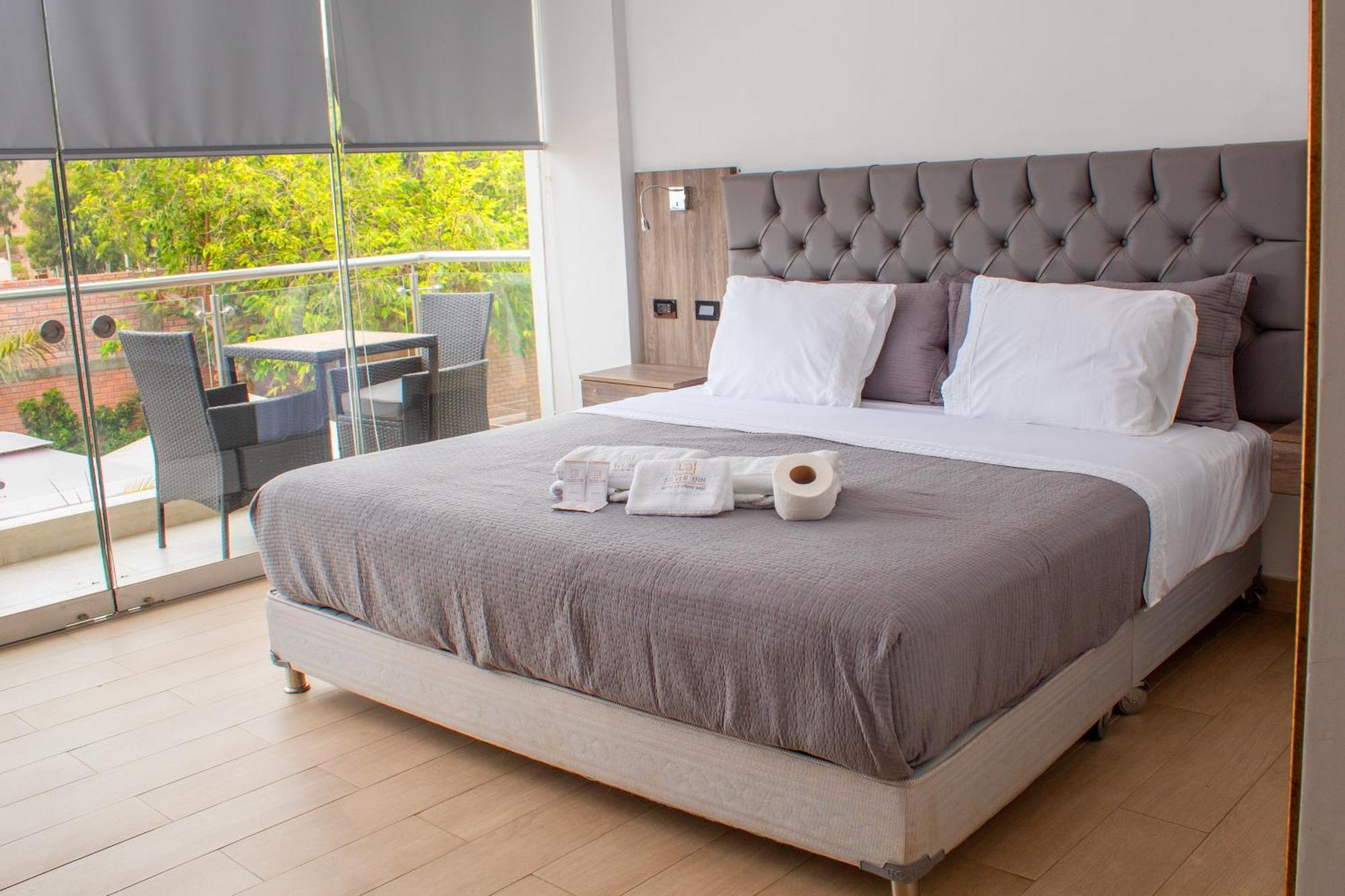 Silver Inn Hotel Серо Азул Екстериор снимка