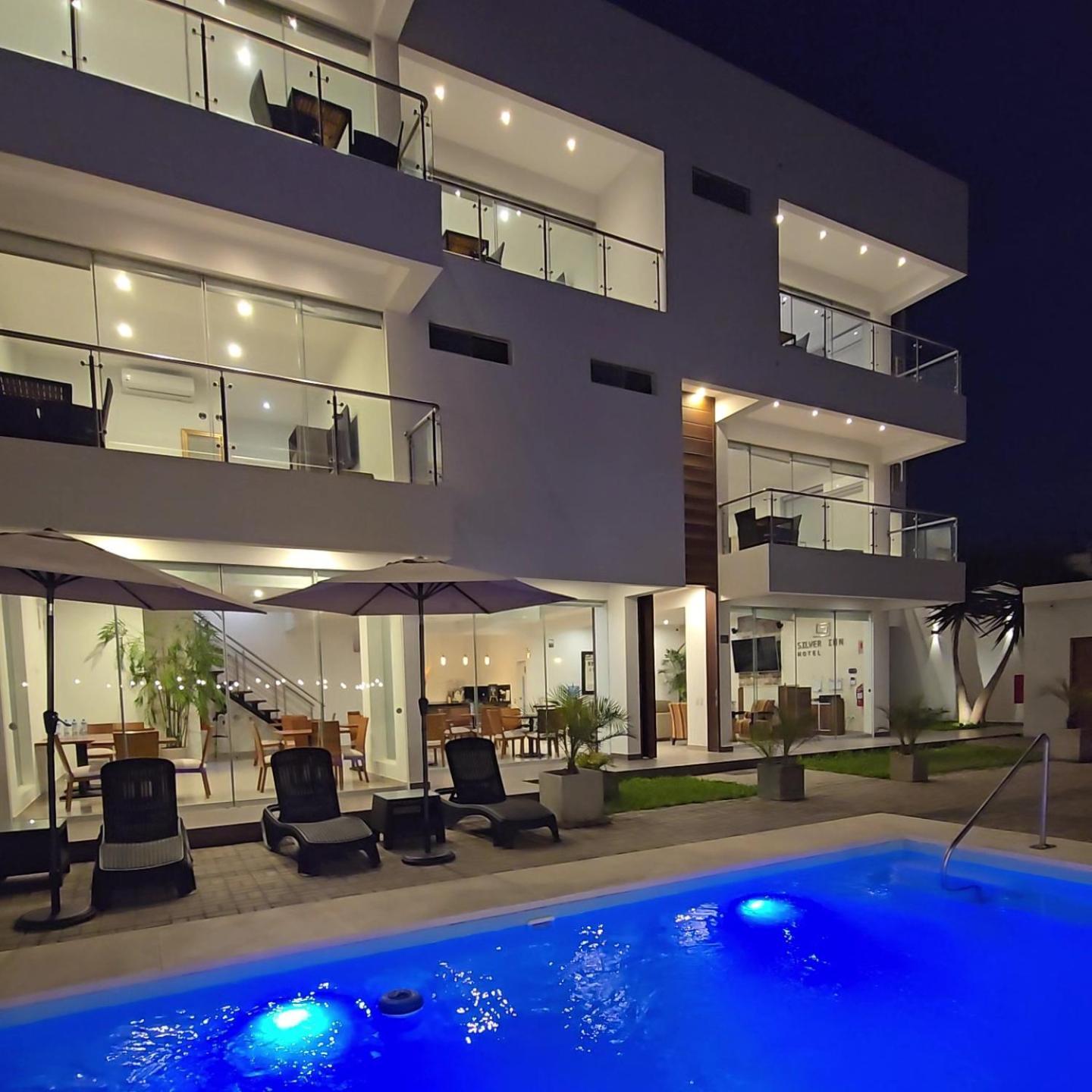 Silver Inn Hotel Серо Азул Екстериор снимка