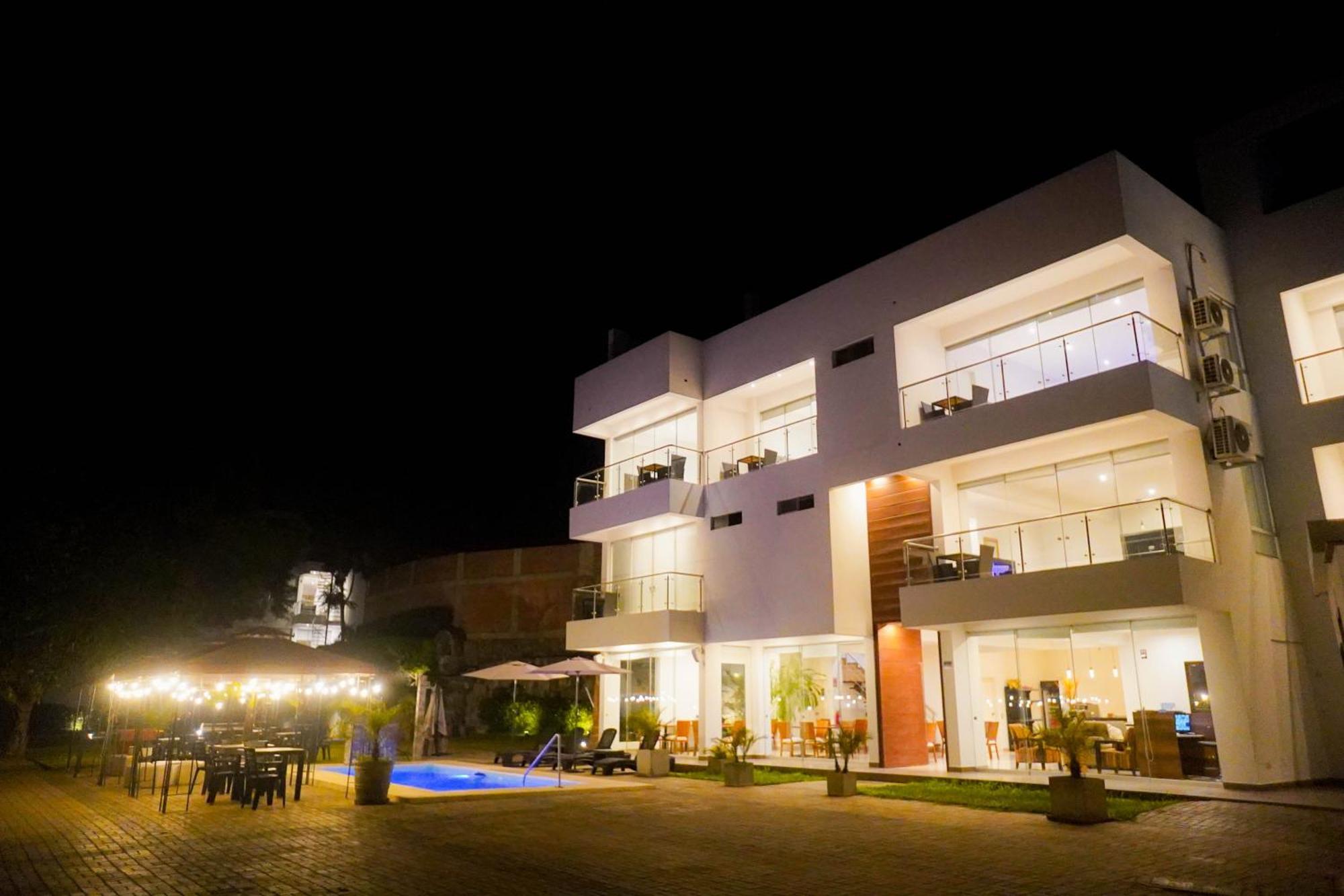 Silver Inn Hotel Серо Азул Екстериор снимка