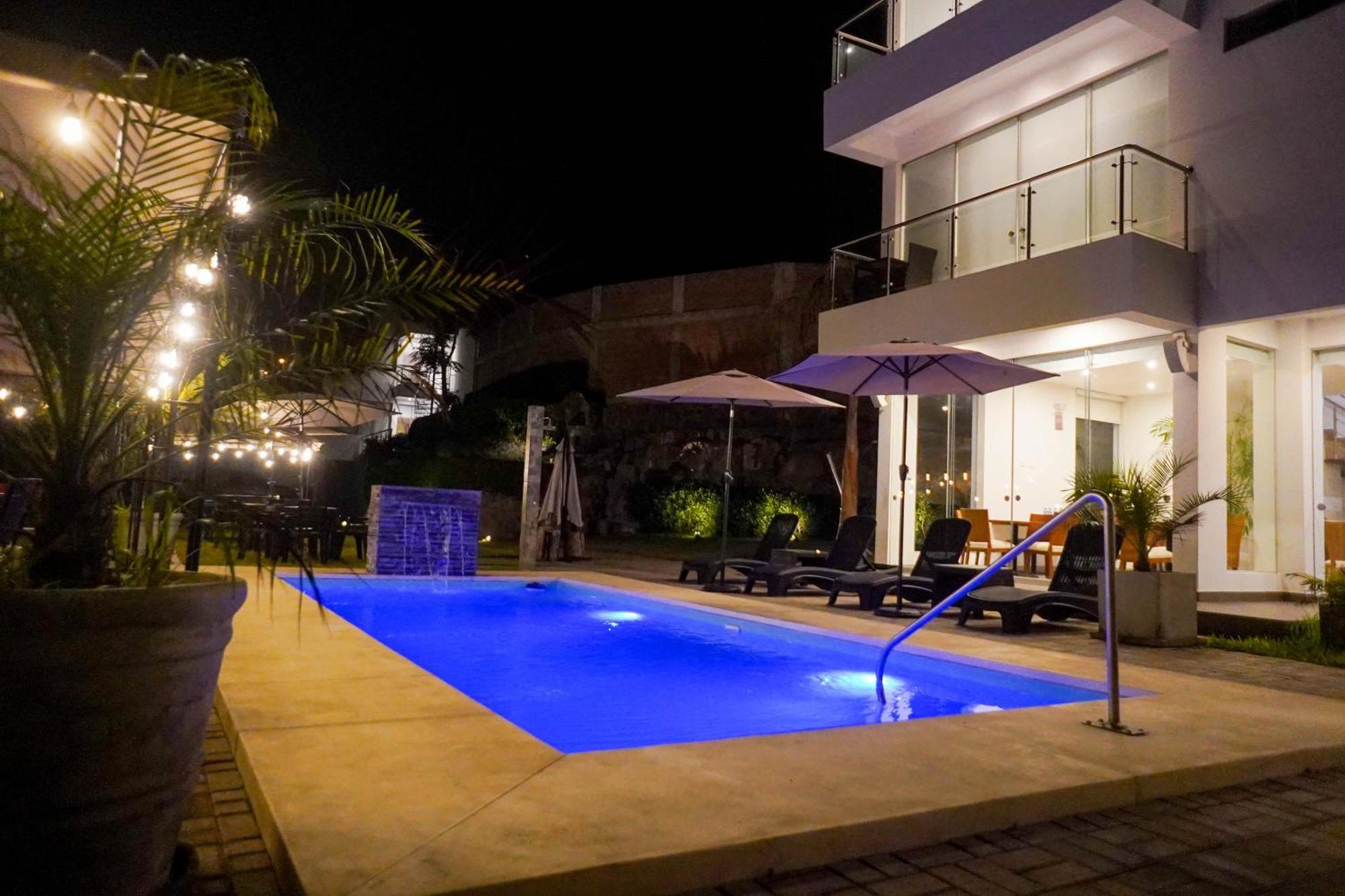 Silver Inn Hotel Серо Азул Екстериор снимка